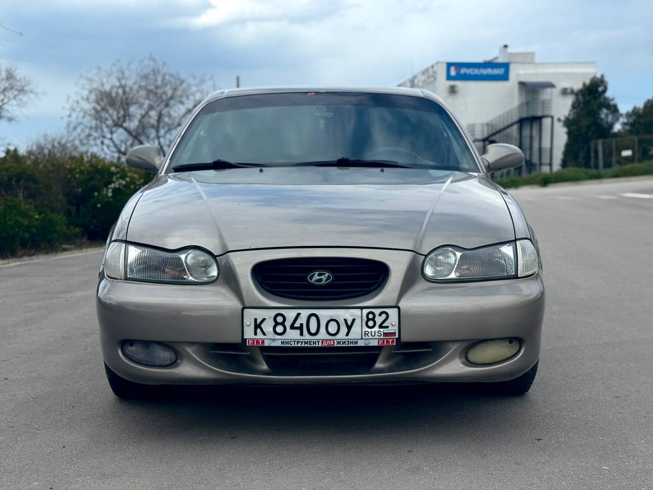 HYUNDAI SONATA