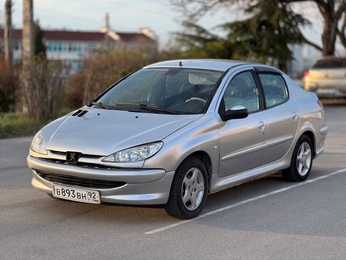 Peugeot 206, фото 1