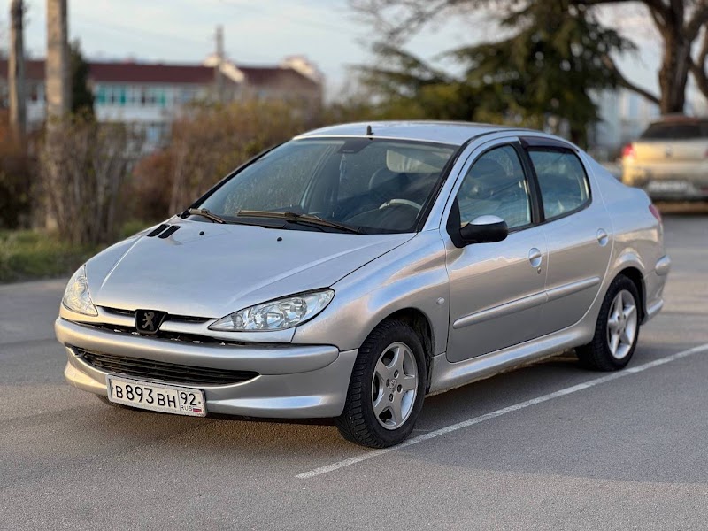Peugeot 206